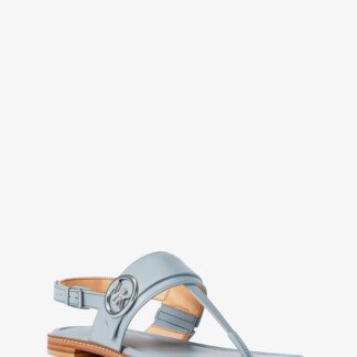 Carmen Sandal